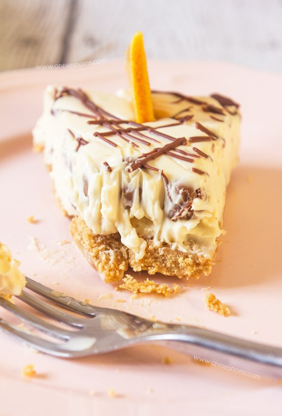 550x811xChocolate-Honeycomb-Cheesecake-11.png.pagespeed.ic.aWGty-eZ2a