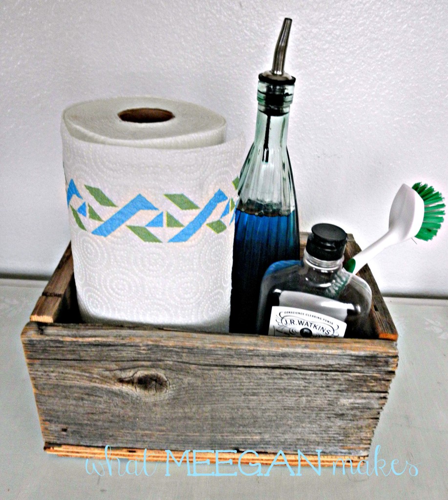 22 Ways to Use Barn Wood Boxes