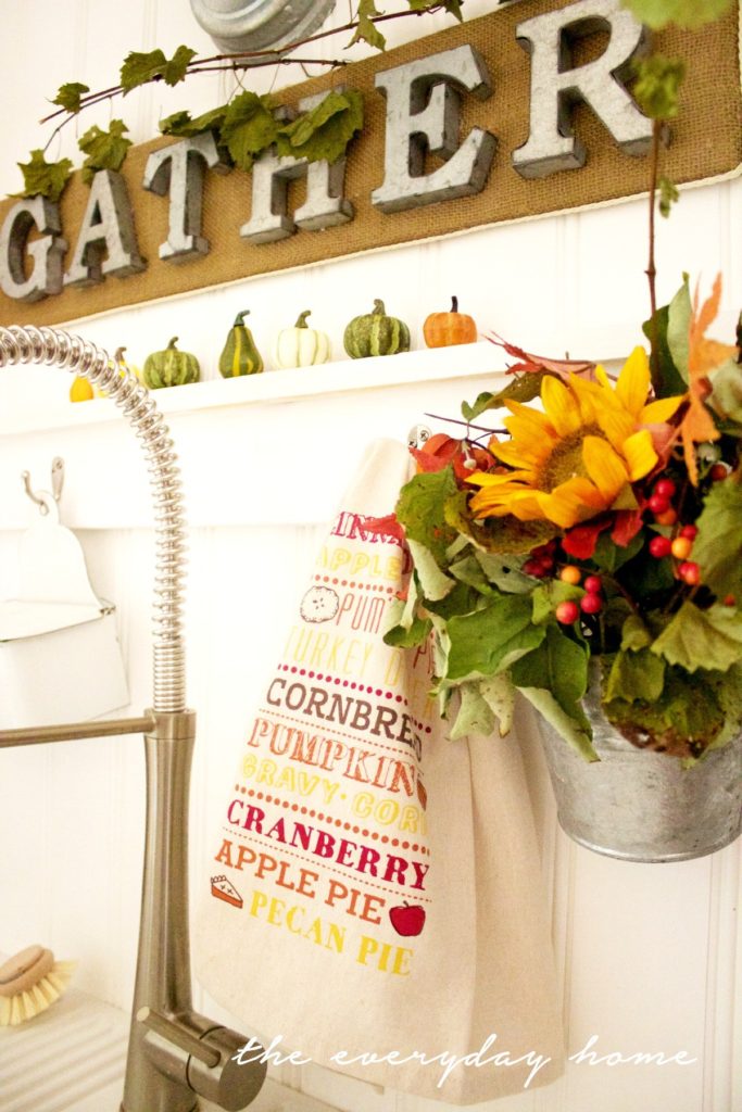 How-to-Make-a-Burlap-Sign-and-Galvanized-Wall-Bucket-The-Everyday-Home-www.everydayhomeblog.com_